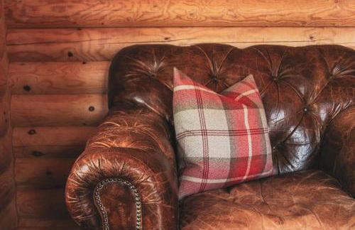 Strathisla - Luxury Two Bedroom Log Cabin with Private Hot Tub & Sauna - Foto 9