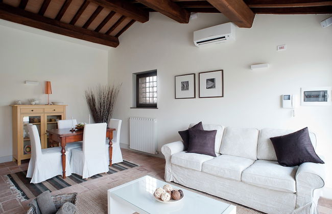 Swim, Savor, and Stroll in Umbria - Foto 15