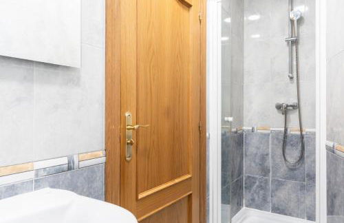 Espacioso y bien equipado apartamento cerca de la playa - Foto 35