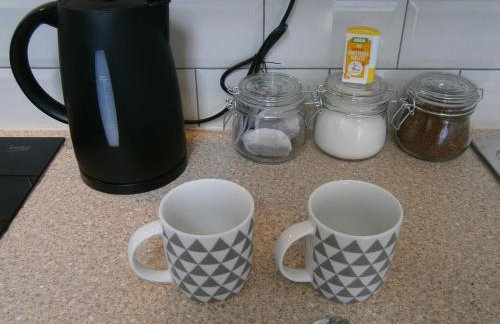 The Barn - Ilkeston - 1 Bedroom Flat, 2 Beds, Close to M1-A52 Long Eaton - Nottingham - Derby - Derbyshire - 400Mbs WiFi Free Parking! - Foto 6