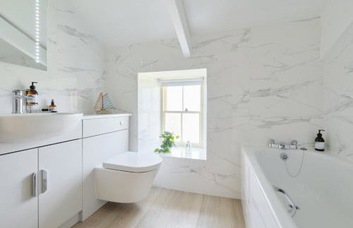 Bosistow Farmhouse - Photo 26