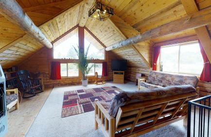 Canyon View Family Cabin, Deck, TV Room, Games, BBQ, Campfire - Foto 11