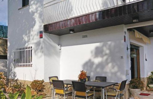 Cozy Home In Blanes With House Sea View - Photo 15