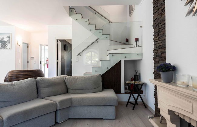 Sesimbra Stylish Villa by Homing - Photo 40