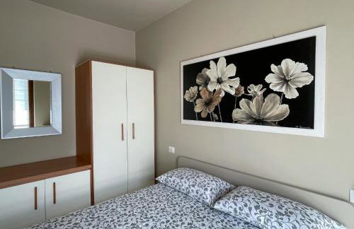 Antonella's center town apartment Valbrona - Foto 9