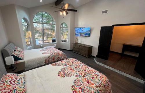 Winery Getaway with Spa and Amazing Hilltop View - Foto 19