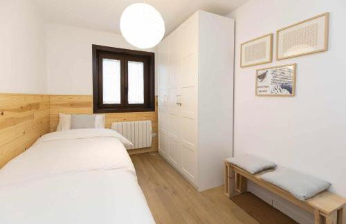 Acentor Alpino by BeValle - Photo 11