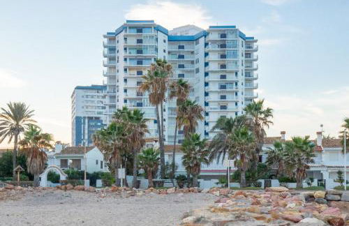 Apartamento en complejo residencial con piscina y garaje a 100m del mar - Foto 10