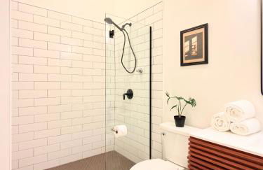 Providence City Center 1BR, Full Kitchen, Walk to Convention Center & PPAC - Foto 15