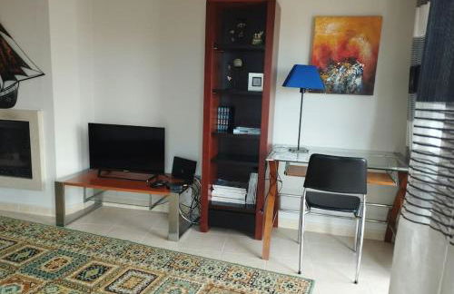 Apartamento com piscina - Foto 16