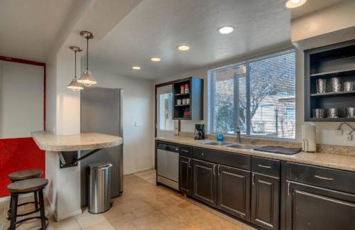 Fantastic 4 Bedroom in a Great Area - Foto 30