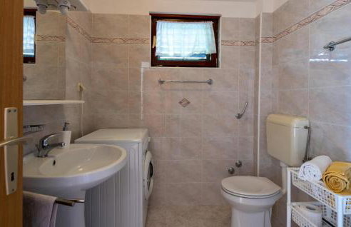 Amazing Home In Plomin With Kitchen - Foto 27