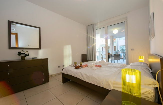 Vista di Maccagno Fantastico Pool - Foto 10