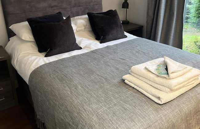 Cozy Two Bedroom Chalet in Sidmouth - Photo 2