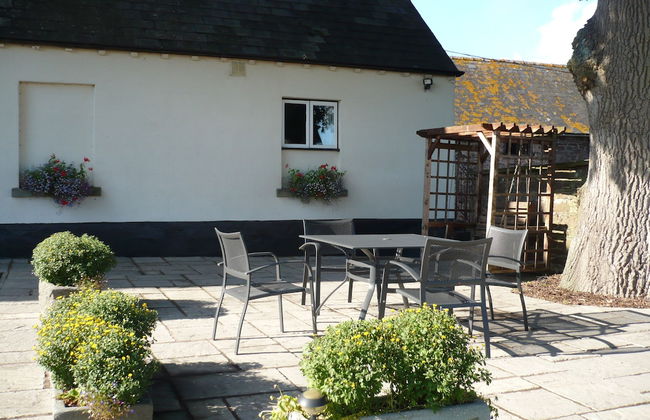 Garden Cottage & Granary - Photo 10