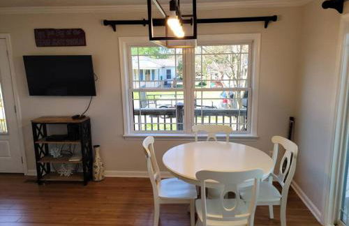 Bungalow Private Beach & Dock Colonial Beach Water - Foto 17