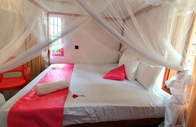 Villa by Tamarind Shade - Photo 2