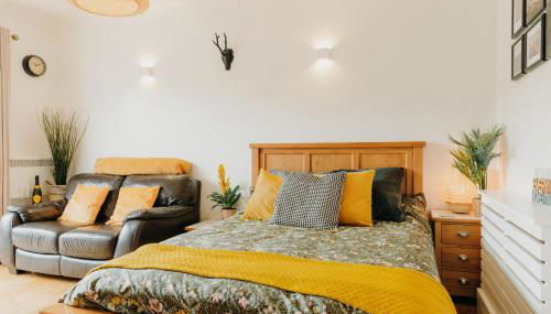 Luxury Private Suite-Parking, Courtyard & Wi-Fi - Foto 1