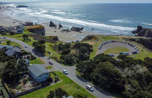 Ocean Aire - Photo 1