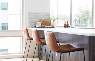 Designer Urban Retreat w Rooftop Deck & Fireplace - Foto 33