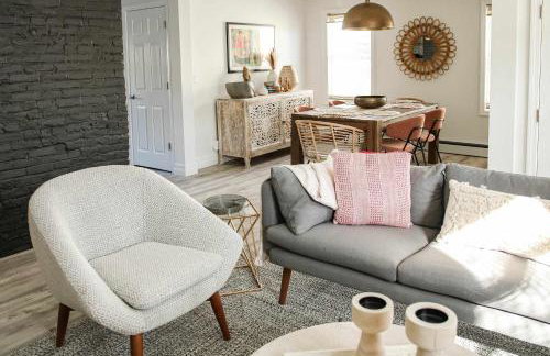 The Return to Self - Walk to Historic Downtown - Foto 16