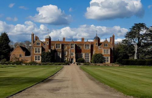 Spadgers, a flax workers cottage next to fields in a Medieval Village - Foto 16
