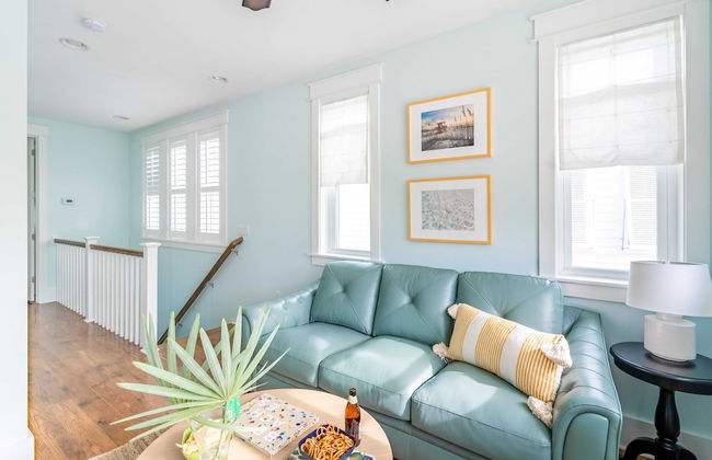 Pearl by Avantstay Idyllic Seaside Getaway w/ 2 Large Decks & Lush Garden - Foto 12