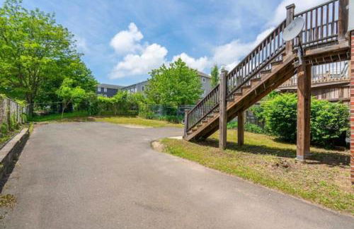 Gorgeous Waterfront 3 Bedroom, 1.5 Bathroom Unit. - Foto 35