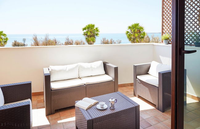 Aura CaseSicule, only for Sea View Lovers, Modern Style Apartment in City Center, Wi-Fi - Foto 1