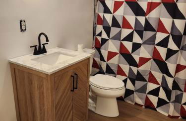 Serenity Cabin - Cozy Mountain retreat - Photo 14