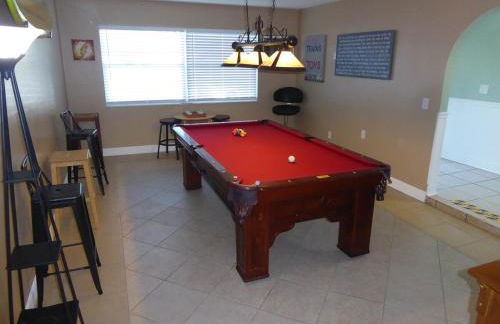 Perfecto Mundo 6, Orlando Area 4BR-2MB-3Bath Huge Pool, Ping Pong, Billiard, Disney Universal - Foto 25