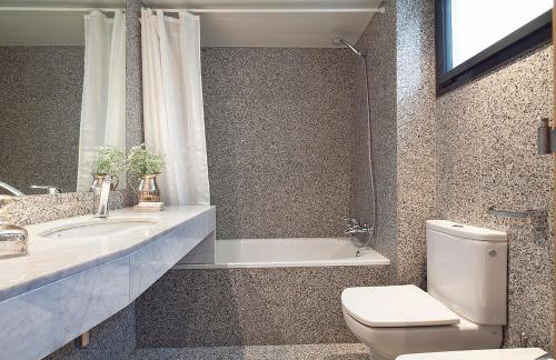 Apartment Barcelona Rentals - Sarria Apartments Near Center - Photo 9