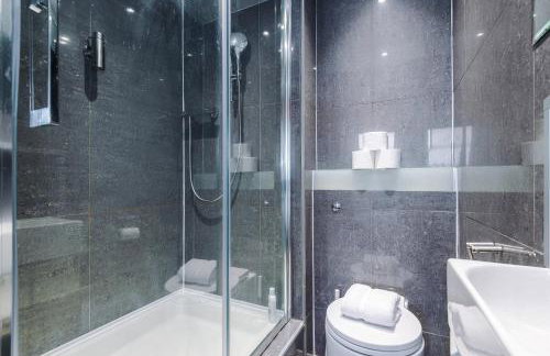 Central MCR 2BR 2BA, Parking, WiFi, Full Kitchen - Foto 64