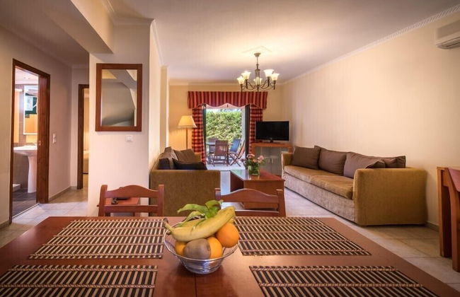 St.John Villas - Photo 34