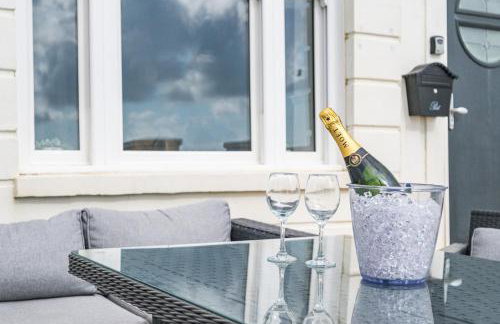 Seafront folkestone Sandgate channel tunnel - 5 star property Sleeps 16 - Foto 44