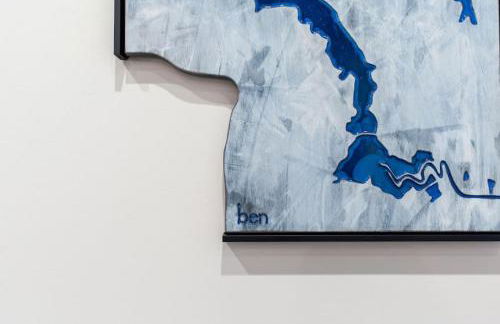 Walkable Downtown Loft with King Bed & Self Check in - Foto 20