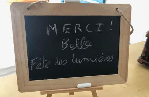 Studio de charme pour séjour tranquille à deux - Groupama Stadium - LDLC Aréna - Fiducial Astéria - Eurexpo - Aéroport St Exupéry - Base nautique du Grand Large - Foto 40