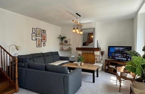 Proche plage, maison de bourg pleine de charme - Foto 2