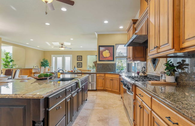 Hilltop Estate w/ Pool, Hot Tub, Fire Pit, Views Cleveland Vista by Avantstay - Foto 22