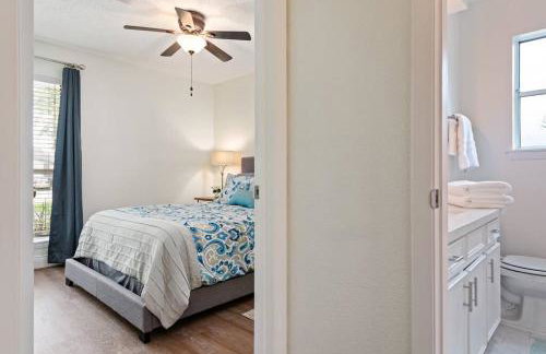 Super Cozy Entire House Near Downtown - Book Now !! - Foto 36