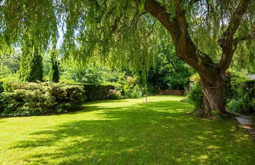 Waterside Cottage - Hot Tub, Mooring, Arcade, Bar - Foto 6