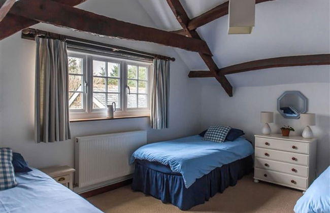 Cheristow Farm Cottages - Photo 4