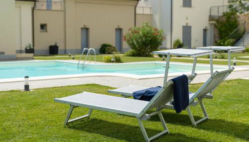 Perla Abernathy - Nice apartment with garden & swimming pool on Liguria West Coast - Foto 3, sunbed