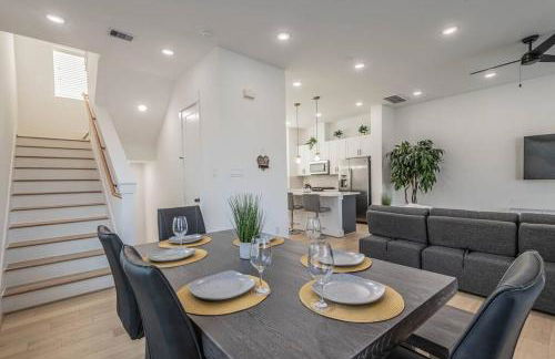 Your home away from home - Photo 13