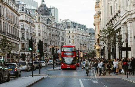 Bikki Apartments - 2 Bed - Free Parking - Own Entrance - Photo 26