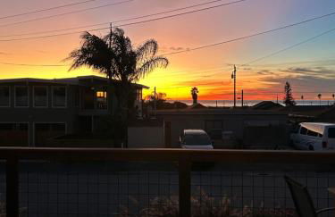 Views of Ocean and Iconic Morro Rock, Beach Cottage - Foto 2