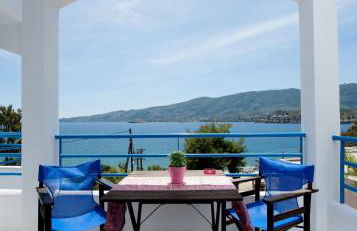 Christine Studios - Photo 3