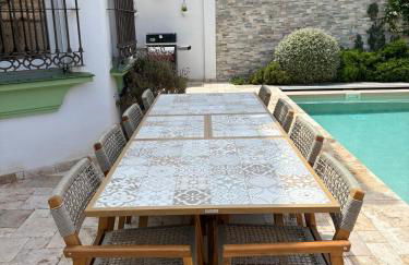 Luxury Villa with Panorama View and Heated Pool - Photo 8