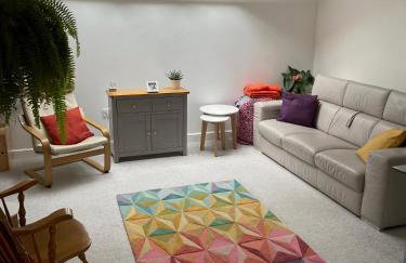 Stylish apartment in the centre of Hebden Bridge. - Photo 3
