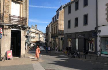 AU COEUR DE VANNES - VUE SUR LES REMPARTS - 2 CH - Foto 4